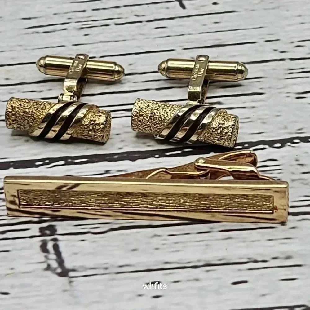 Christian Dior Gold Tone Cufflinks and Tie Bar Set